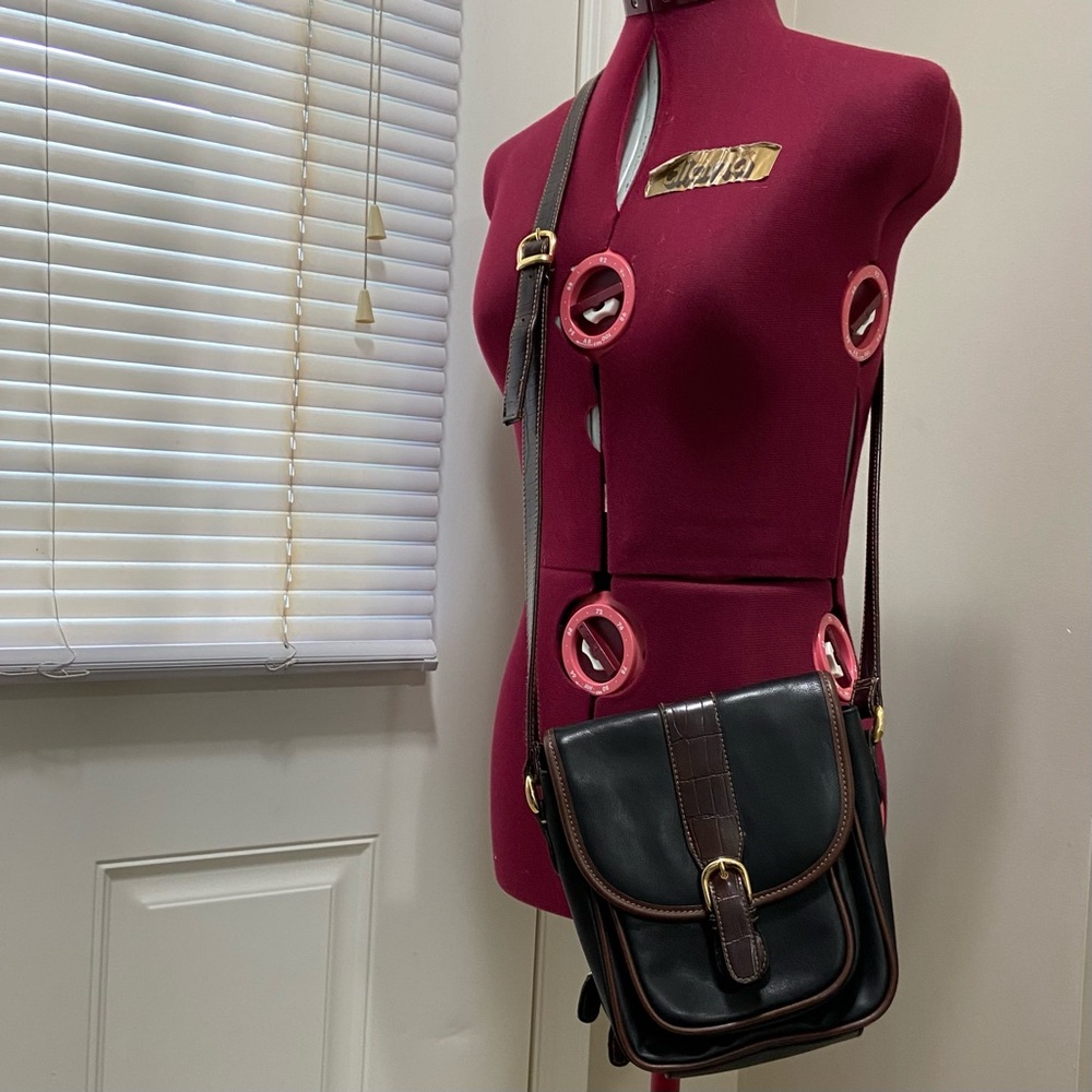 St Johns Bay Elegant Black and Brown Crossbody Bag. Used.